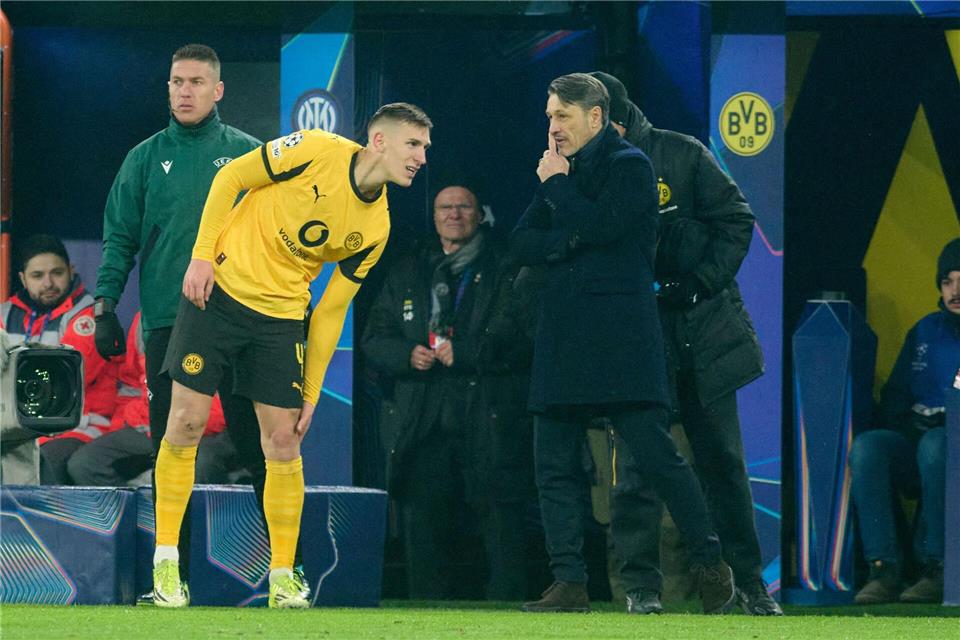 Arbeiten Nico Schlotterbeck und Niko Kovac auch kommende Saison noch zusammen bei Borussia Dortmund? Bernd Thissen/dpa