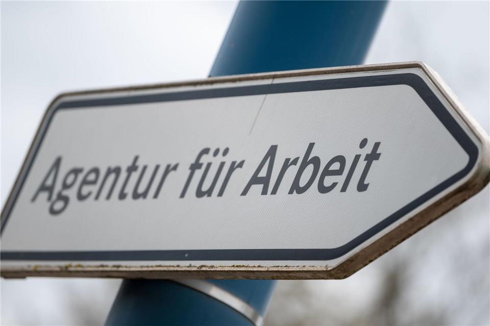 Arbeitslosigkeit im November auf höchstem Stand seit zehn Jahren. (Symbolbild) Hendrik Schmidt/dpa-Zentralbild/dpa