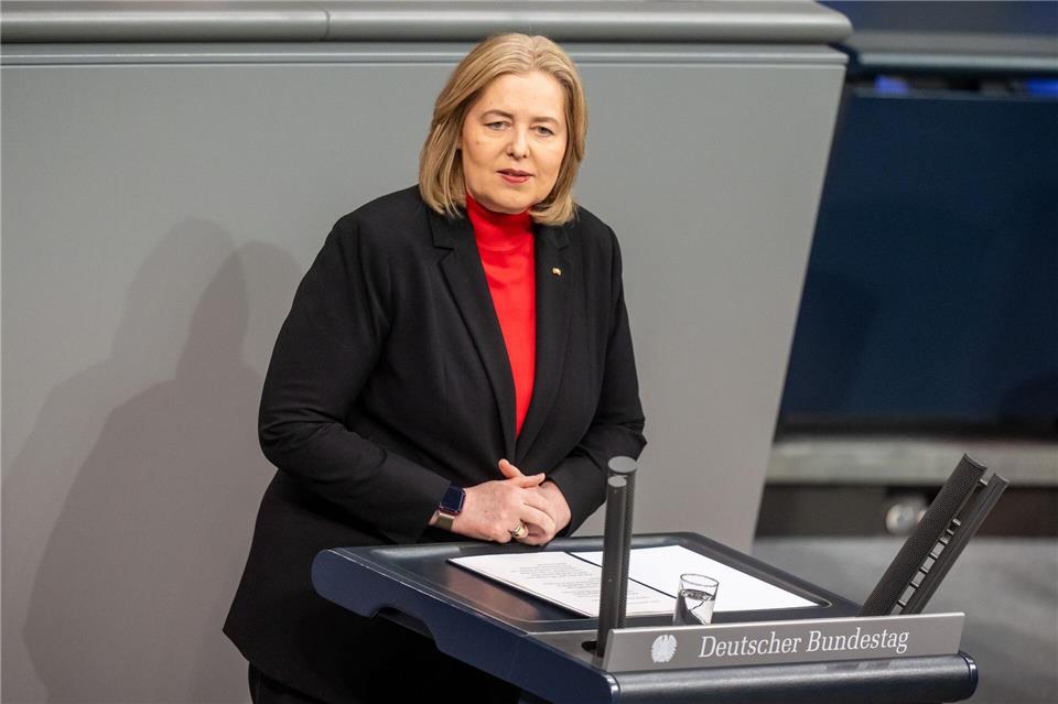 Arbeitsministerin Bärbel Bas (SPD) wirbt für die Bürgergeld-Reform.Michael Kappeler/dpa