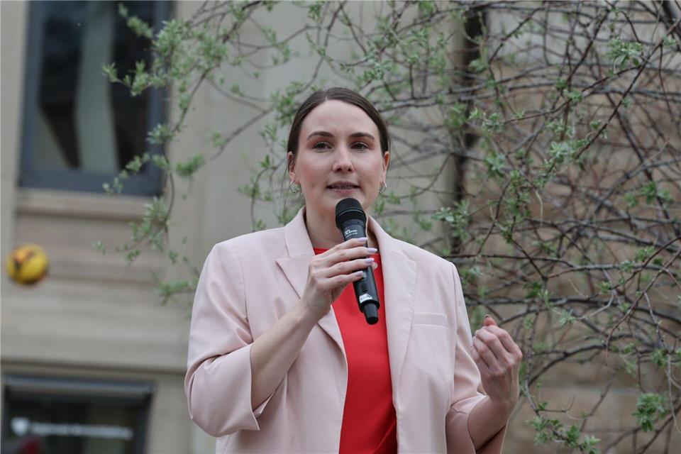 Arbeitsministerin Katharina Schenk (SPD) schoss in ihrem Redebeitrag hart gegen das Agieren Zalandos.Bodo Schackow/dpa