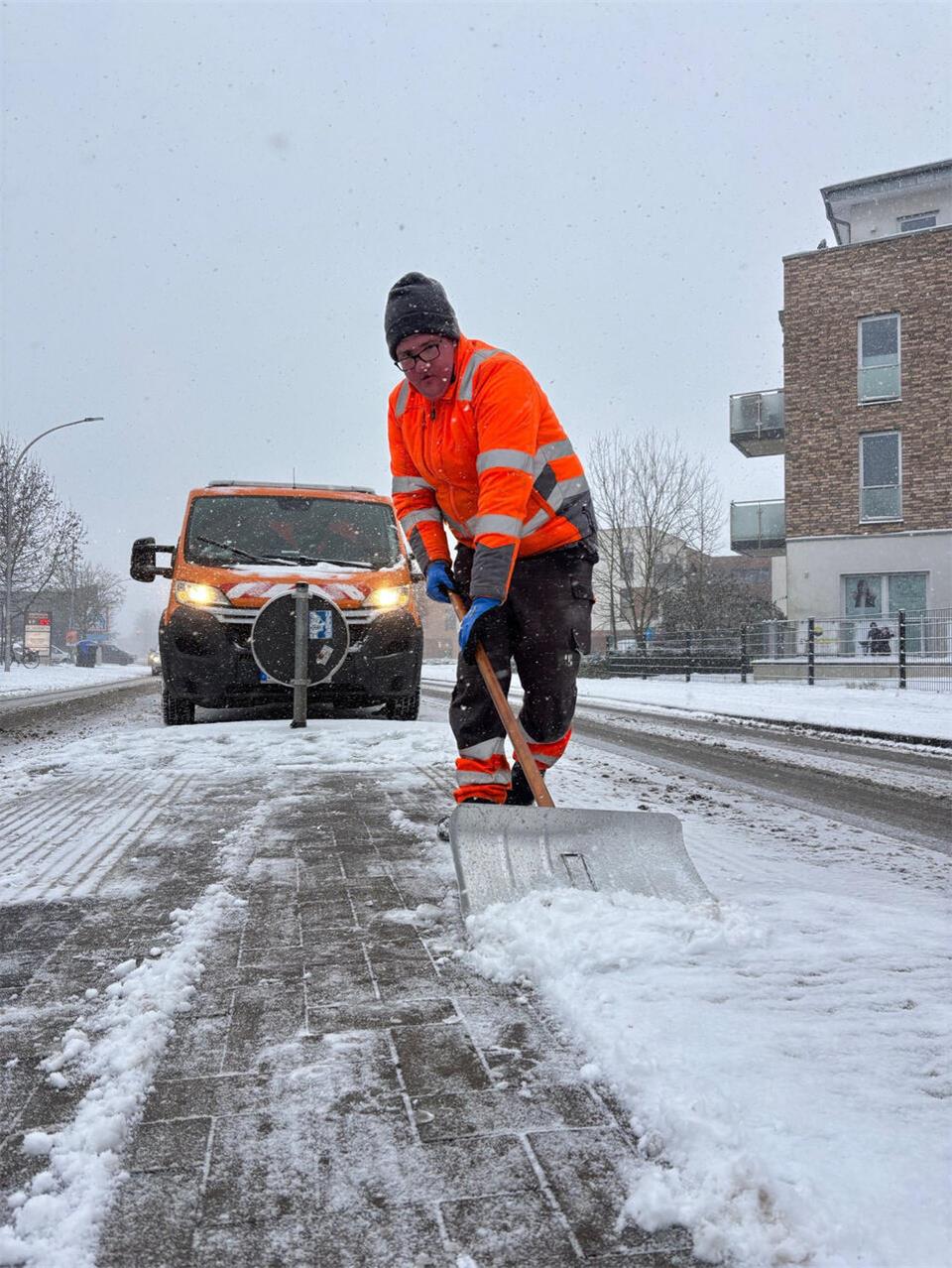 Arbeitsreich war der Tag hingegen nicht nur für die beiden „Fußkolonnen“ des Bau...