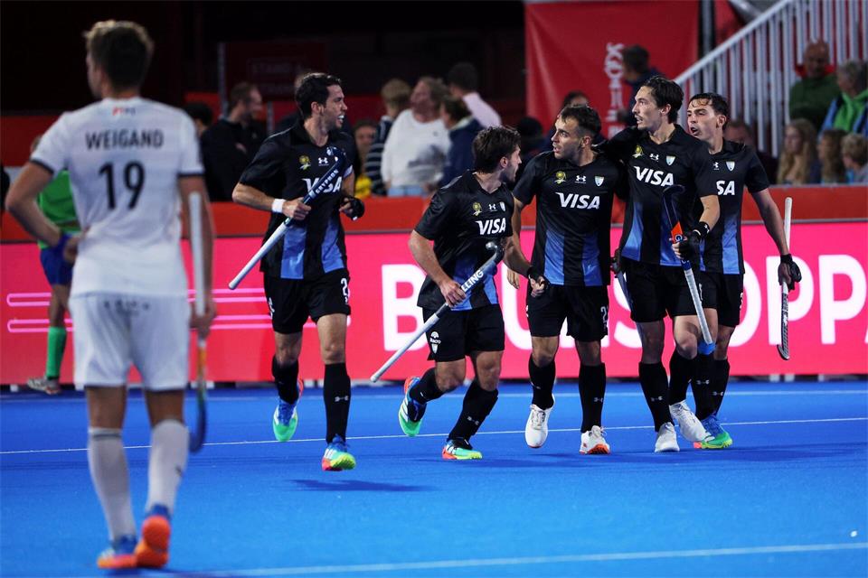 Argentinien glich durch eine Strafecke von Tomas Domene zum 1:1 aus.Omar Havana/AP/dpa
