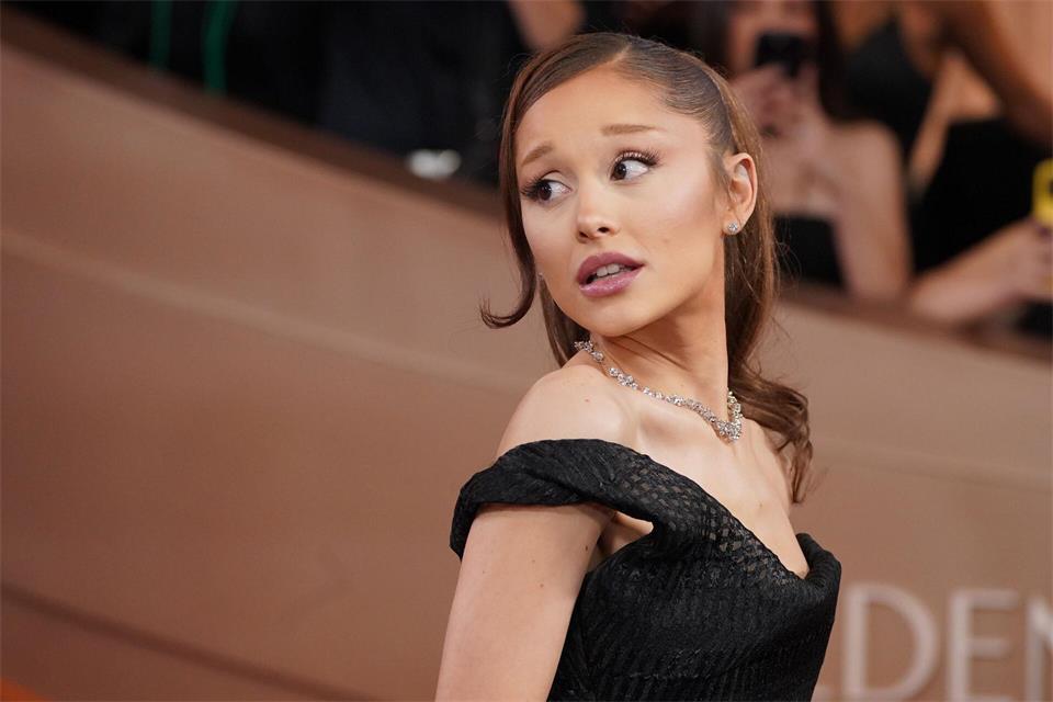 Ariana Grande hat sich eine Verletzung am Fuß zugezogen. (Archivbild)Jordan Strauss/Invision/dpa