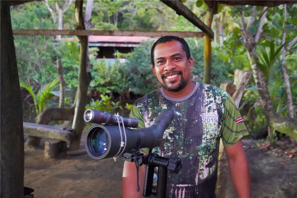 Ariel Rodriguez Rojas: Der Guide weiß, wann und wo man Tiere am besten beobachten kann. Steven Hille/dpa-tmn