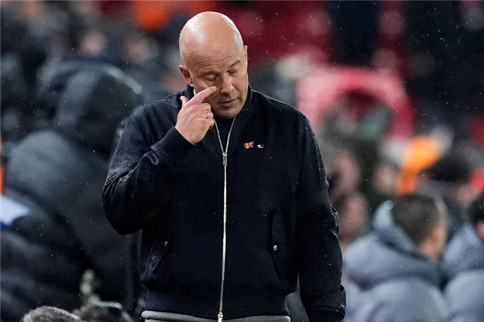 Arne Slot muss den FC Liverpool verlassen. Peter Byrne/PA Wire/dpa