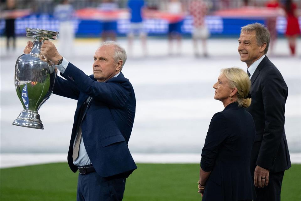 Auch Bernard Dietz wird in die Hall of Fame des deutschen Fußballs aufgenommen. (Archivbild)Sven Hoppe/dpa