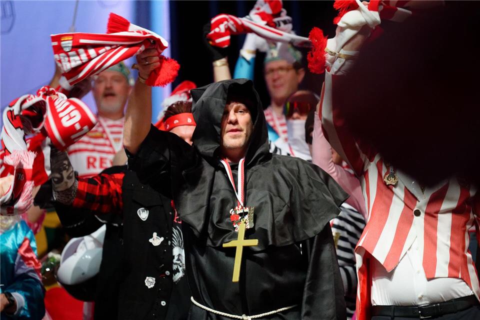 Auch FC-Trainer Lukas Kwasniok ist auf dem FC-Karnevalswagen am Rosenmontag dabei. (Archivbild)Henning Kaiser/dpa