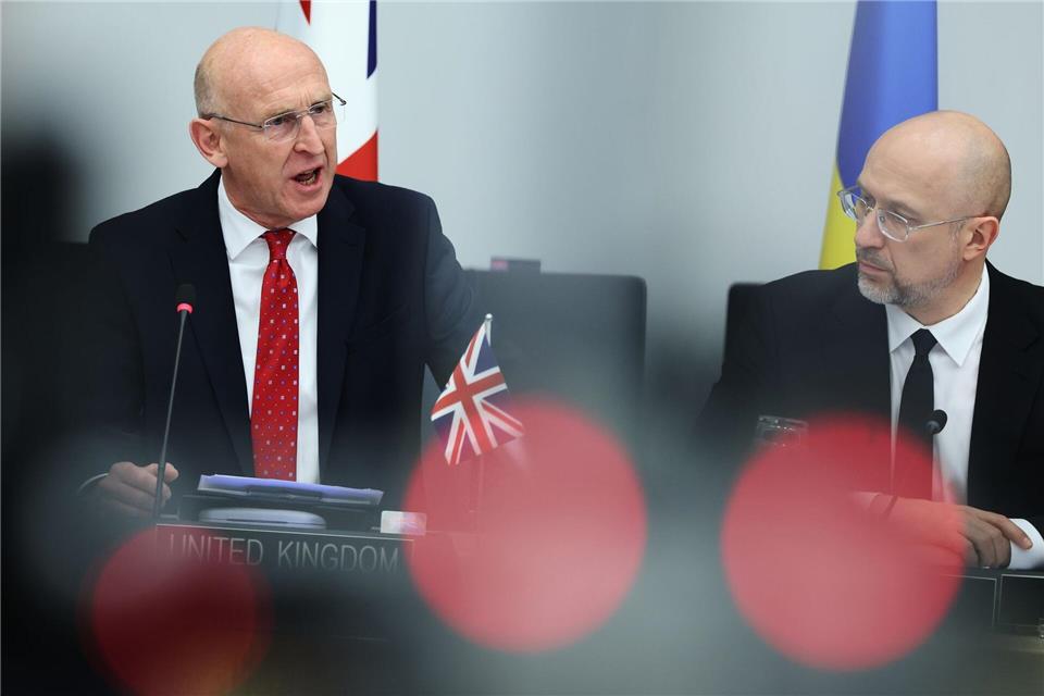 Vor Treffen mit Trump: Selenskyj erhält neue Rüstungszusagen Auch Großbritannien will die Rüstungszusammenarbeit mit der Ukraine intensivieren.Omar Havana/AP/dpa