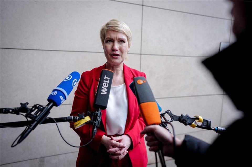 Auch Mecklenburg-Vorpommerns SPD-Regierungschefin Manuela Schwesig will eine Wahl gewinnen. Kay Nietfeld/dpa