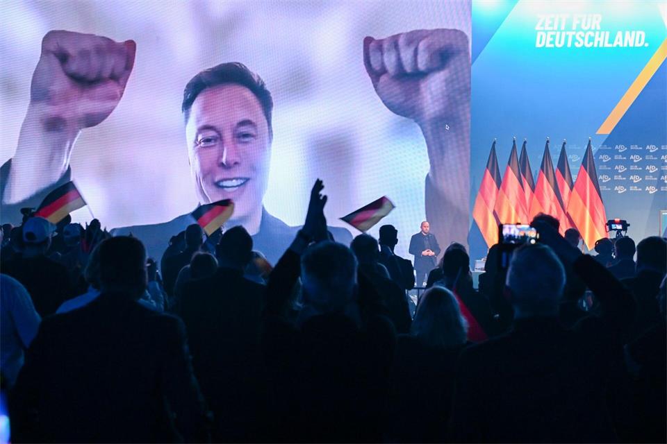 Auch Tech-Milliardär Elon Musk gratulierte der AfD. (Archivbild)Hendrik Schmidt/dpa