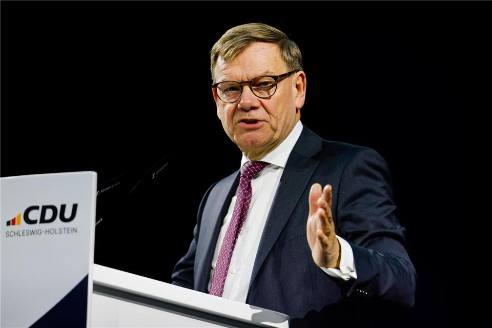 Auch Wadephul hält eine Rede.Frank Molter/dpa