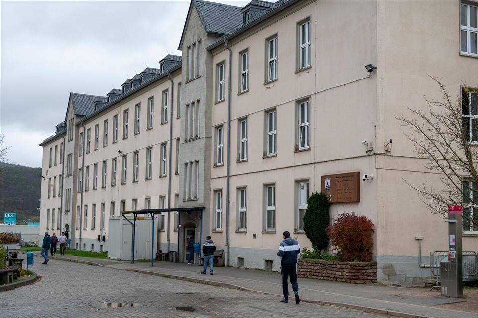 Auch Zahlen zur Landesaufnahmeeinrichtung in Trier legte das Ministerium vor. (Archivbild)Harald Tittel/dpa