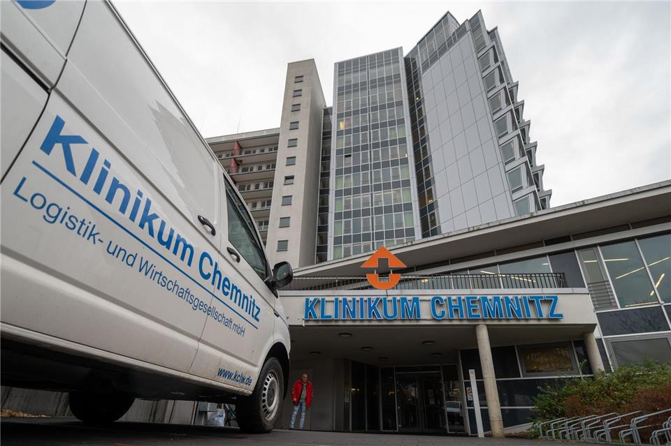 Auch am Klinikum Chemnitz soll es Proteste geben. (Archivbild)Hendrik Schmidt/dpa-Zentralbild/dpa