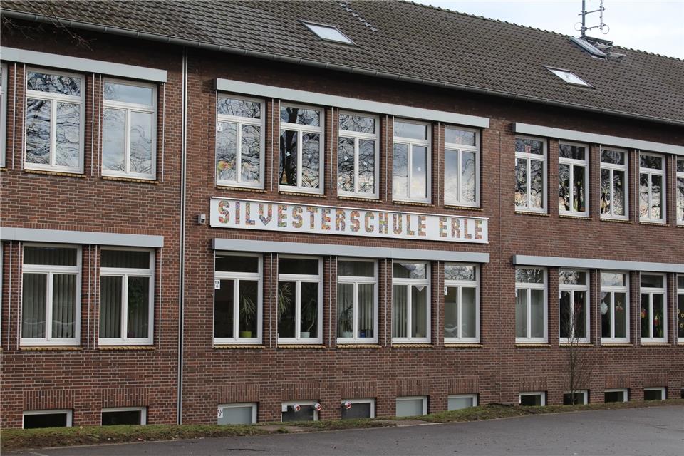 Auch an der Silvesterschule sollen die Schüler weiter eine Mund-Nase-Maske tragen.