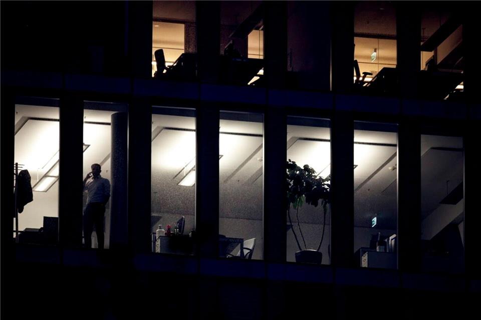 Auch bei der Vertrauensarbeitszeit können Überstunden entstehen.Fabian Sommer/dpa/dpa-tmn