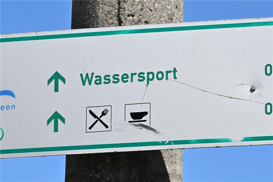 Auch beim Wassersport hat Thüringen einiges zu bieten: Stand-Up-Paddling und Tauchen gehören etwa dazu. Martin Schutt/dpa