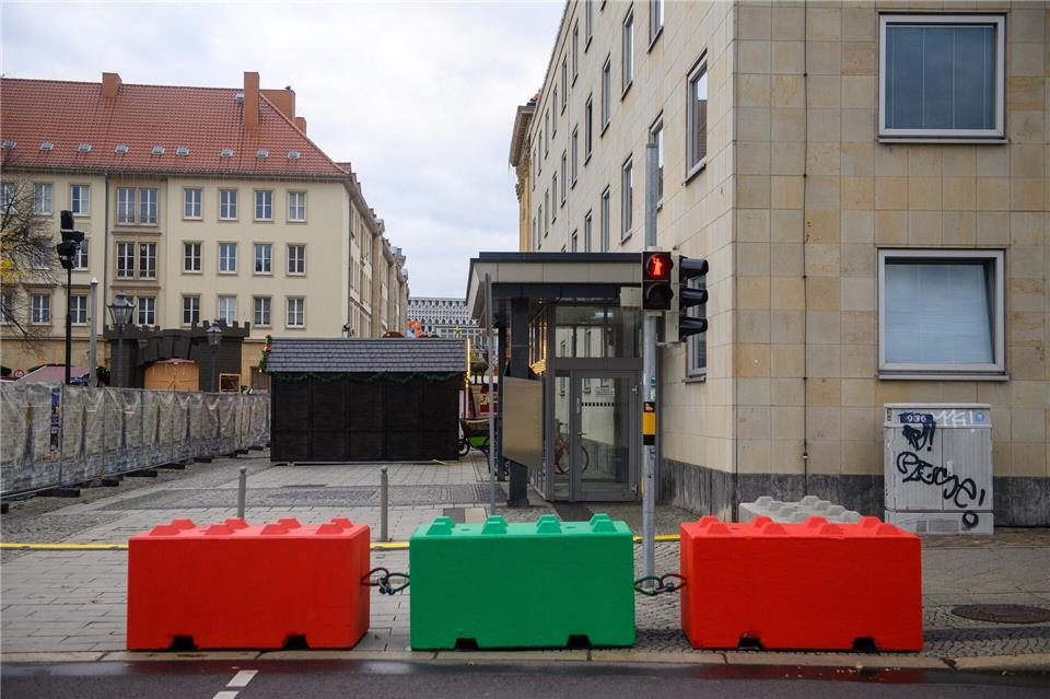 Auch das Innenministerium betont, die Polizei bleibe für die Abwehr von Terroranschlägen zuständig.Klaus-Dietmar Gabbert/dpa