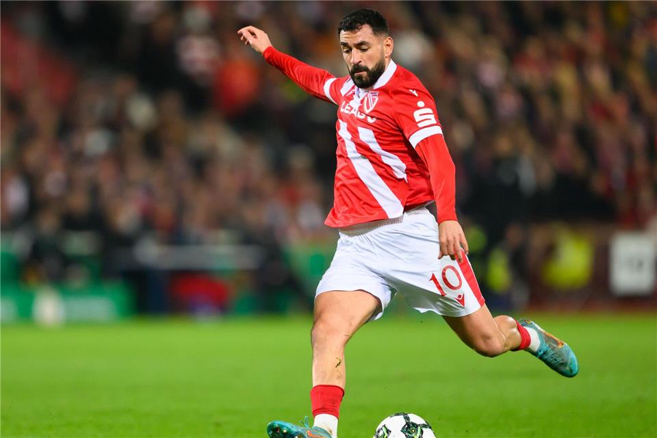 Auch der eingewechselte Tolcay Cigerci konnte die erste Heimniederlage von Energie Cottbus nicht verhindern. (Archivbild)Robert Michael/dpa