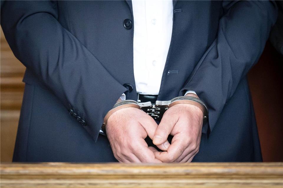 Auch der zweite Verdächtige sitzt jetzt in Untersuchungshaft. (Symbolbild)Sina Schuldt/dpa