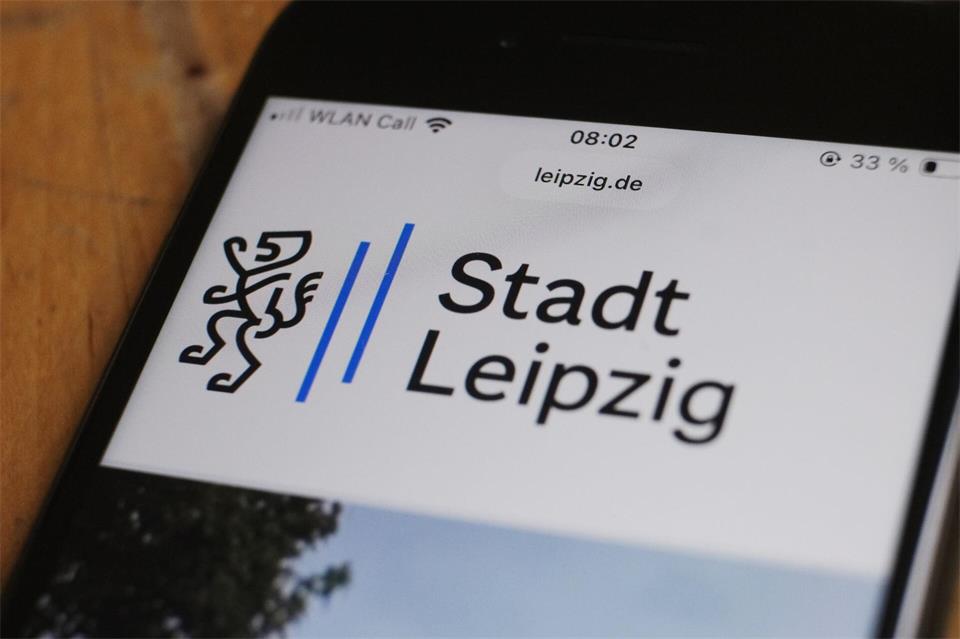 Auch die Kosten für das Corporate Design samt Logo der Stadt Leipzig kritisiert der Steuerzahlerbund.Sebastian Willnow/ dpa/dpa