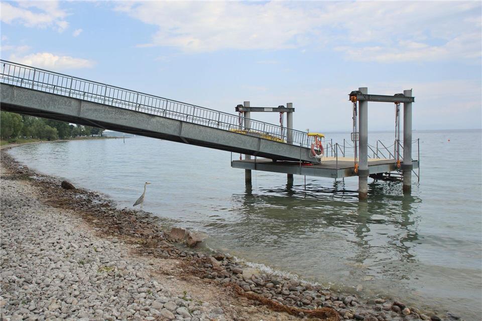 Auch die Schifffahrt muss sich bereits auf das Niedrigwasser einstellen.Oliver Hanser/dpa