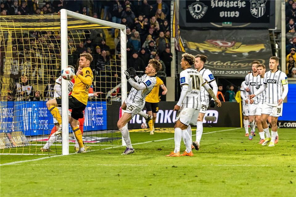 Auch die größten Chancen nutzte Dynamo nicht.Frank Hammerschmidt/dpa