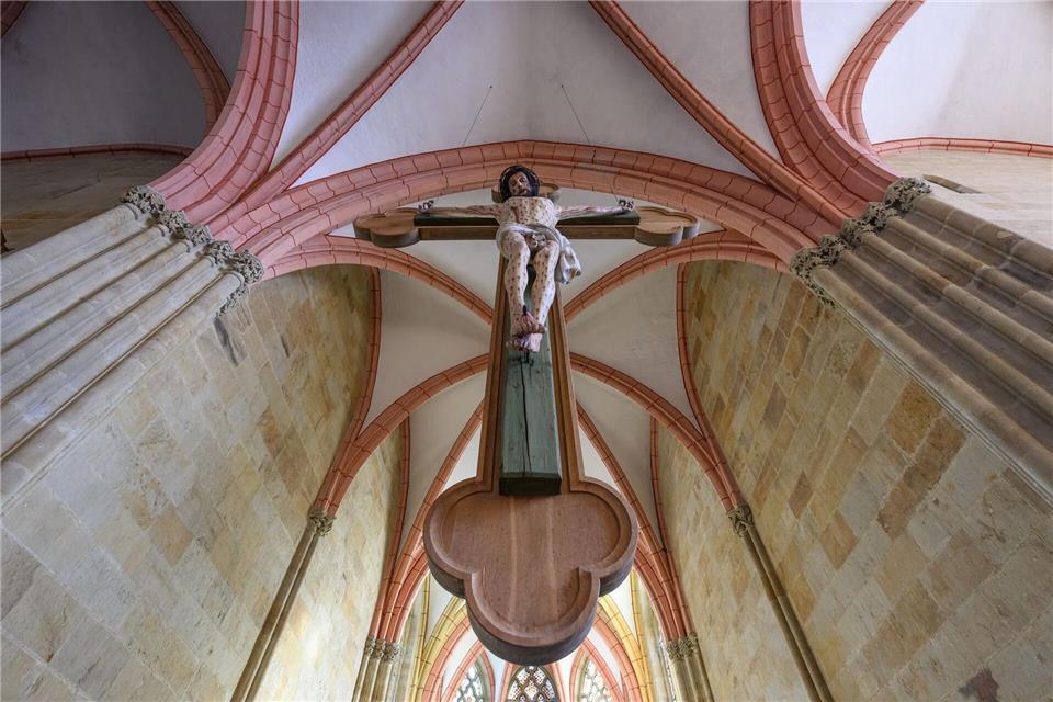Auch die sächsischen Christen feiern das Osterfest mit Gottesdiensten, Metten oder Osterspaziergängen (Archivbild). Robert Michael/dpa