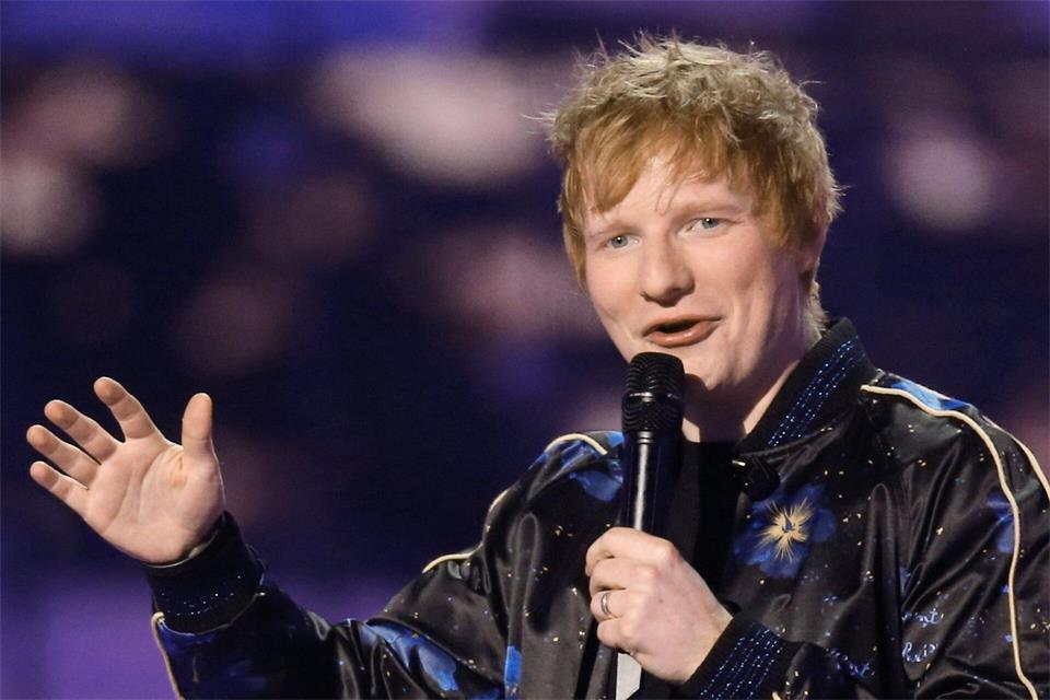 Auch ein Konzer von Popstar Ed Sheeran wurde abgesagt. (Archivbild)Joel C Ryan/AP/dpa
