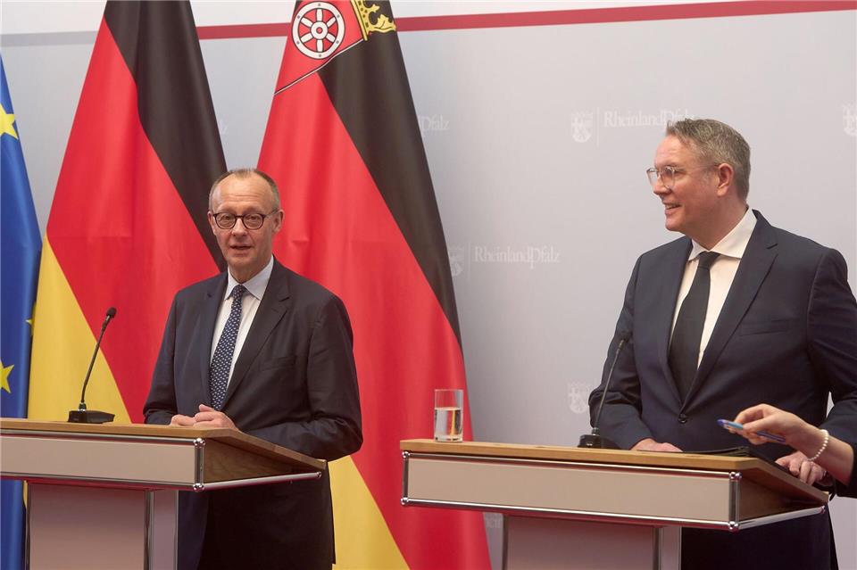 Auch ein möglicher Trump-Besuch war Thema in der Staatskanzlei in Mainz. Thomas Frey/dpa