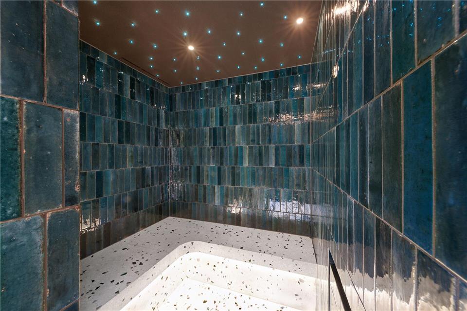 Auch eine Alternative zur Sauna: das Dampfbad.Hannes Henz/KLAFS GmbH/dpa-tmn