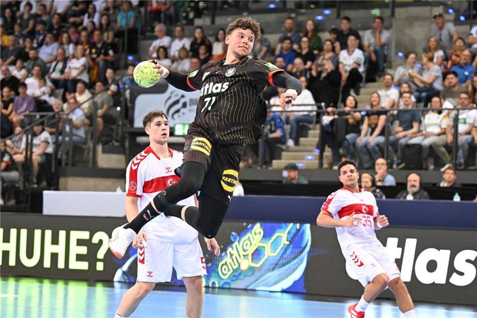 Auch elf Tore von Nationalspieler Marko Grgic reichten der SG Flensburg-Handewitt gegen den TVB Stuttgart nicht zum ersten Saisonsieg.Bernd Weißbrod/dpa