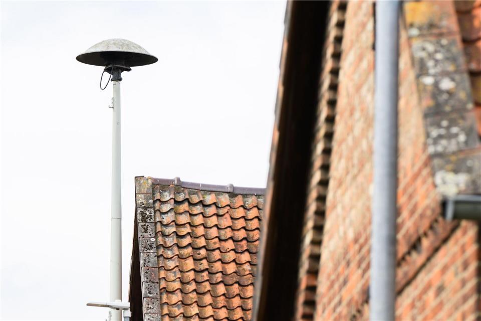 Auch für Sirenen brauche es noch mehr Geld, sagt der Städte- und Gemeindebund in Niedersachsen. (Archivbild)Julian Stratenschulte/dpa