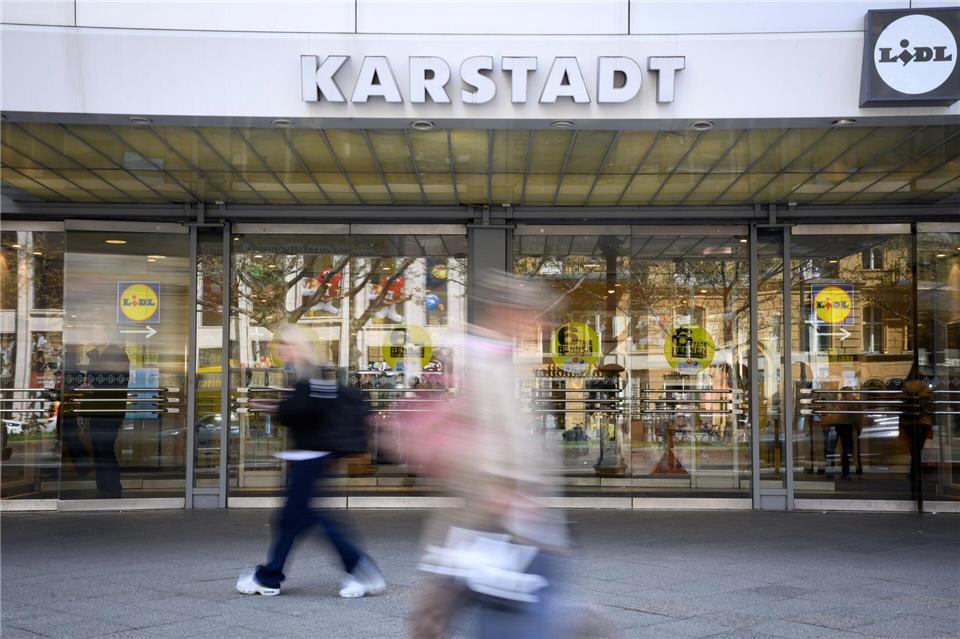 Auch für die Filiale am Berliner Kurfürstendamm sollen nun die Mietkonditionen nachverhandelt werden.Bernd von Jutrczenka/dpa