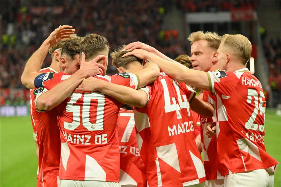 Mainz will in Stuttgart endlich etwas Zählbares Auch im Bundesligaspiel beim VfB Stuttgart soll möglichst gejubelt werden. Torsten Silz/dpa
