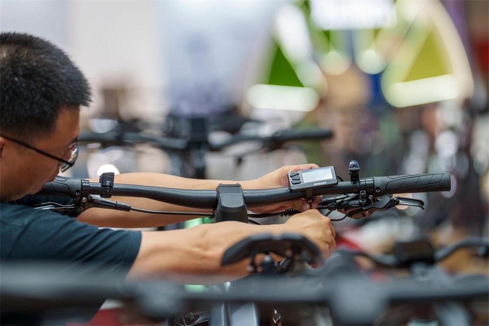 Auch künftig soll die Fahrradmesse Eurobike im Sommer stattfinden. (Foto:Archiv) Andreas Arnold/dpa