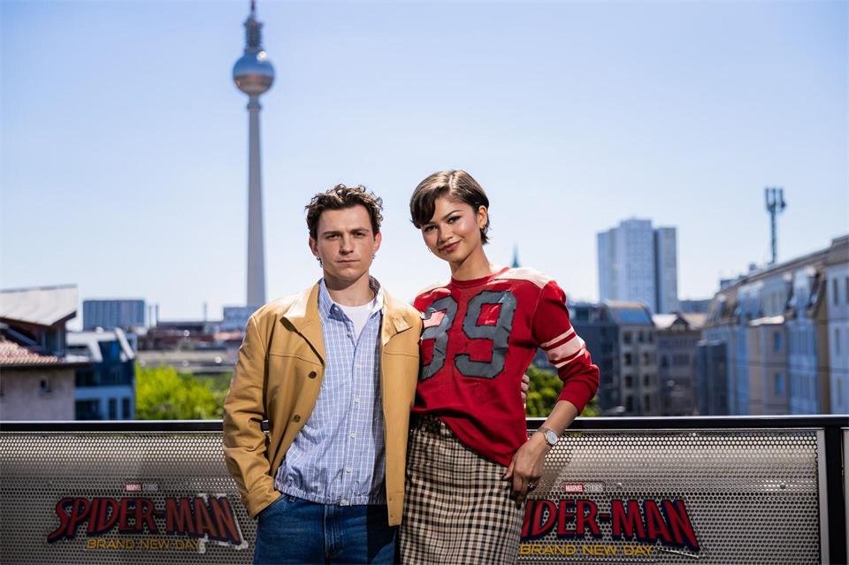 Auch von Tom Holland und Zendaya kursieren KI-generierte Hochzeitsfotos. (Archivbild)Christoph Soeder/dpa