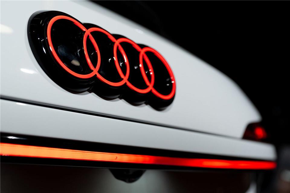 Audi hat im laufenden Jahr bisher weniger Fahrzeuge an den Kunden gebracht als 2024. (Archivbild)Sven Hoppe/dpa