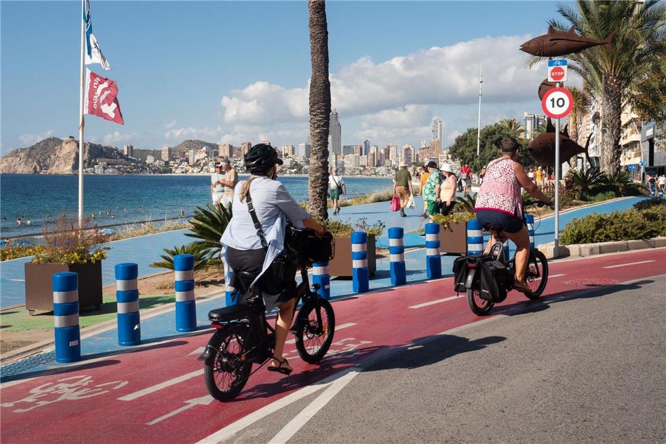 Auf 134 Kilometer ausgebaut: das Radwegenetz Benidorms. Andreas Drouve/dpa-tmn