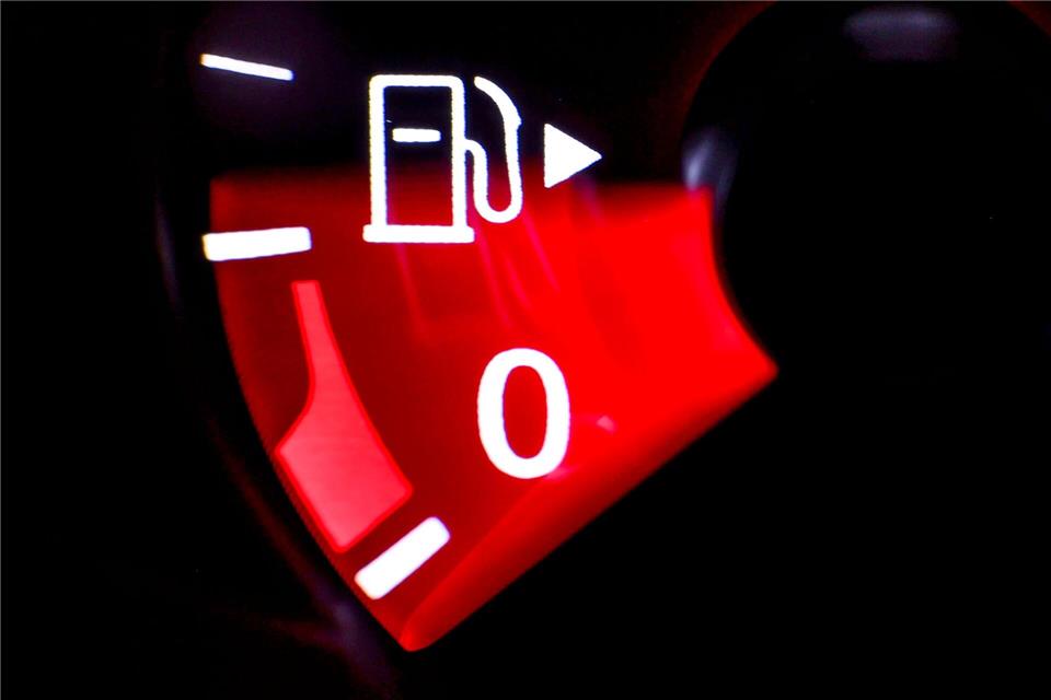 Auf Baustellen lassen Diebe immer wieder große Mengen Kraftstoff mitgehen. (Symbolbild)Jan Woitas/dpa