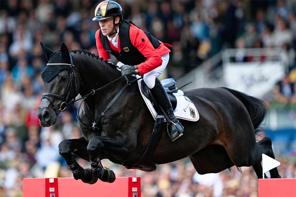 Auf Coolio war einmal mehr Verlass. Mit zwei Doppel-Null-Runden war der Borkener Marcus Ehning maßgeblich am deutschen Triumph im Natioenpreis beteiligt.