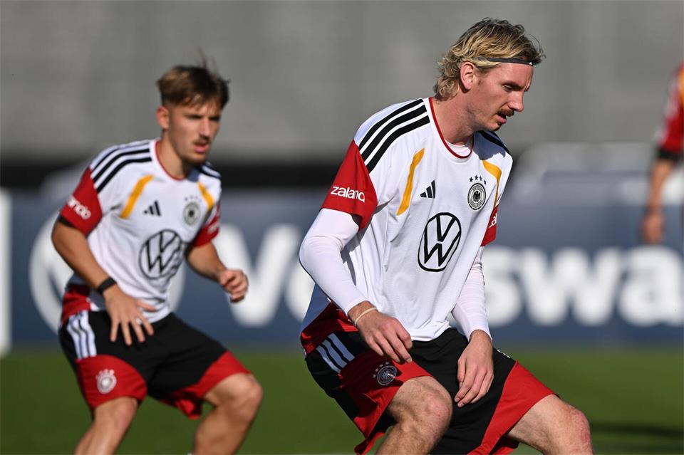 Auf Lennart Karl und Nick Woltemade ruhen Offensivhoffnungen bei der Nationalmannschaft. Federico Gambarini/dpa