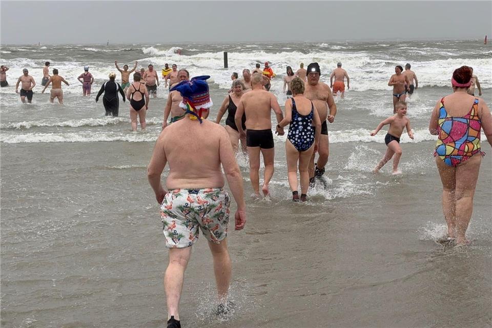 Auf Norderney fand das Anbanden wie geplant statt.Volker Bartels/dpa