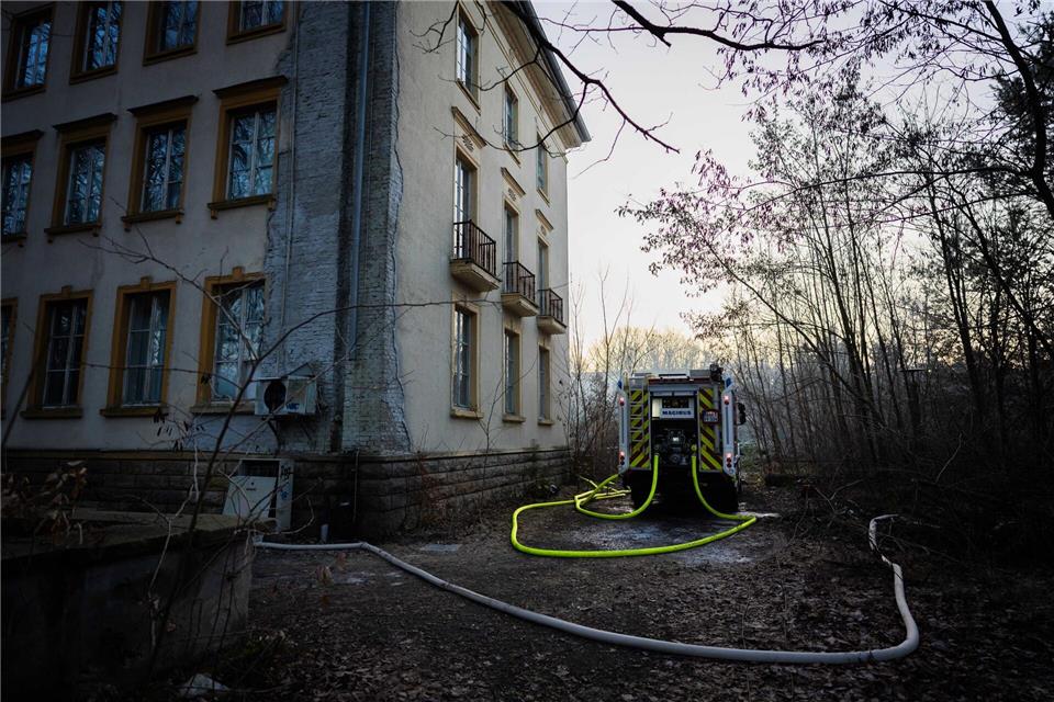 Auf dem Bogensee-Areal ist ein Brand ausgebrochen. Christoph Soeder/dpa