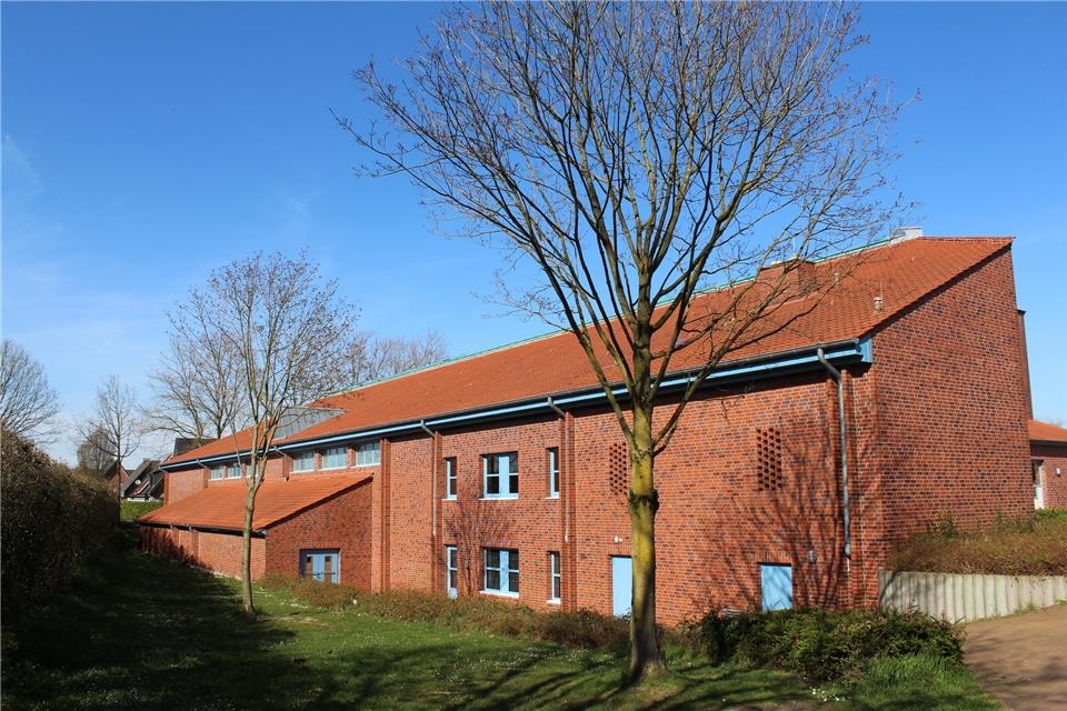 Auf dem Dach der Raesfelder Sporthalle möchte die Gemeinde eine Photovoltaikanlage installieren.