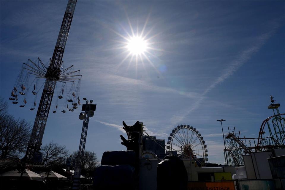 Auf dem Heiligengeistfeld war in den vergangenen vier Wochen viel los. (Archivbild)Marcus Brandt/dpa