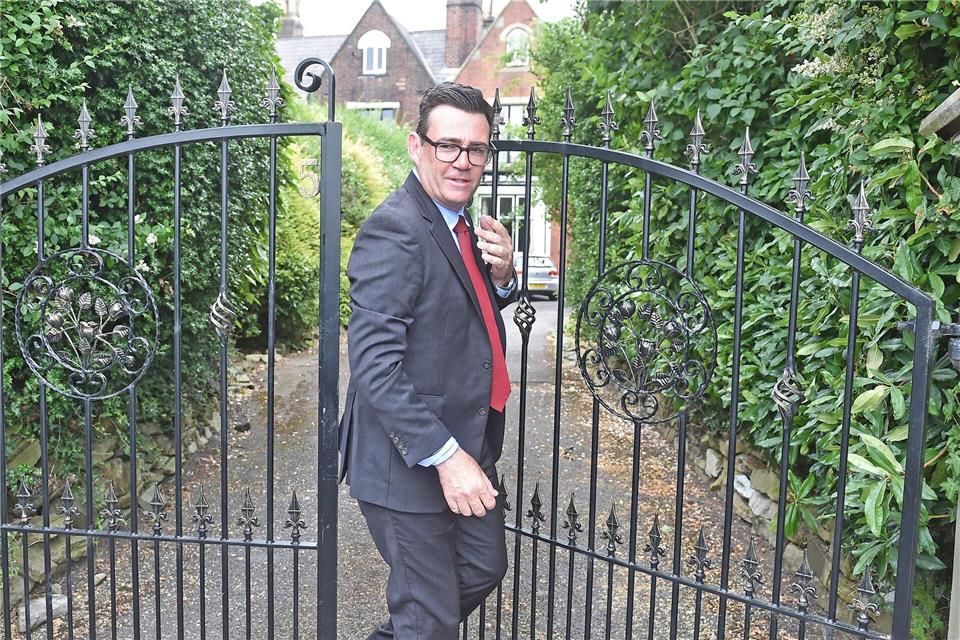 Auf dem Weg in die Downing Street: Andy Burnham. (Archivbild)Peter Powell/PA Wire/dpa