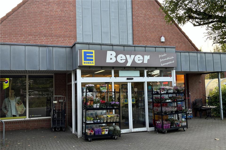 Auf den Edeka-Markt in Erle könnte die Vergrößerung der Verkaufsflächen in Rhade negative Auswirkungen haben.