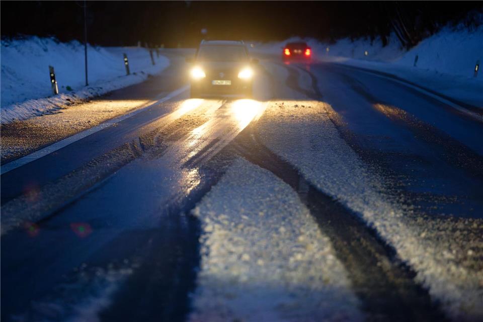 Auf den Straßen war nicht viel los. Viele Autofahrer waren wegen der Unwetterwarnung offensichtlich zu Hause geblieben.Henning Kaiser/dpa