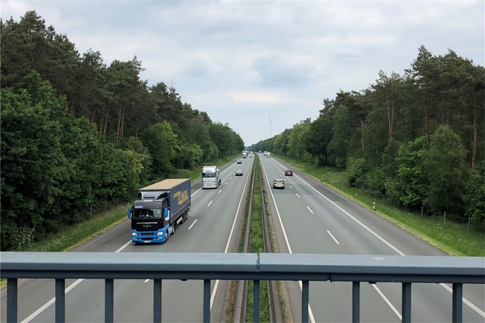 Auf der A 31 gilt am Dreieck Bottrop bald Tempo 80.