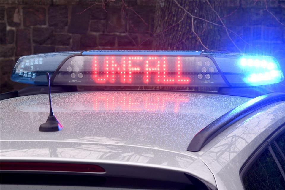 Auf der A9 im Landkreis Wittenberg hat es mehr als zehn Unfälle gegeben. (Symbolbild)Carsten Rehder/dpa